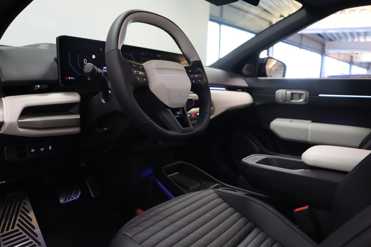 Kia EV4