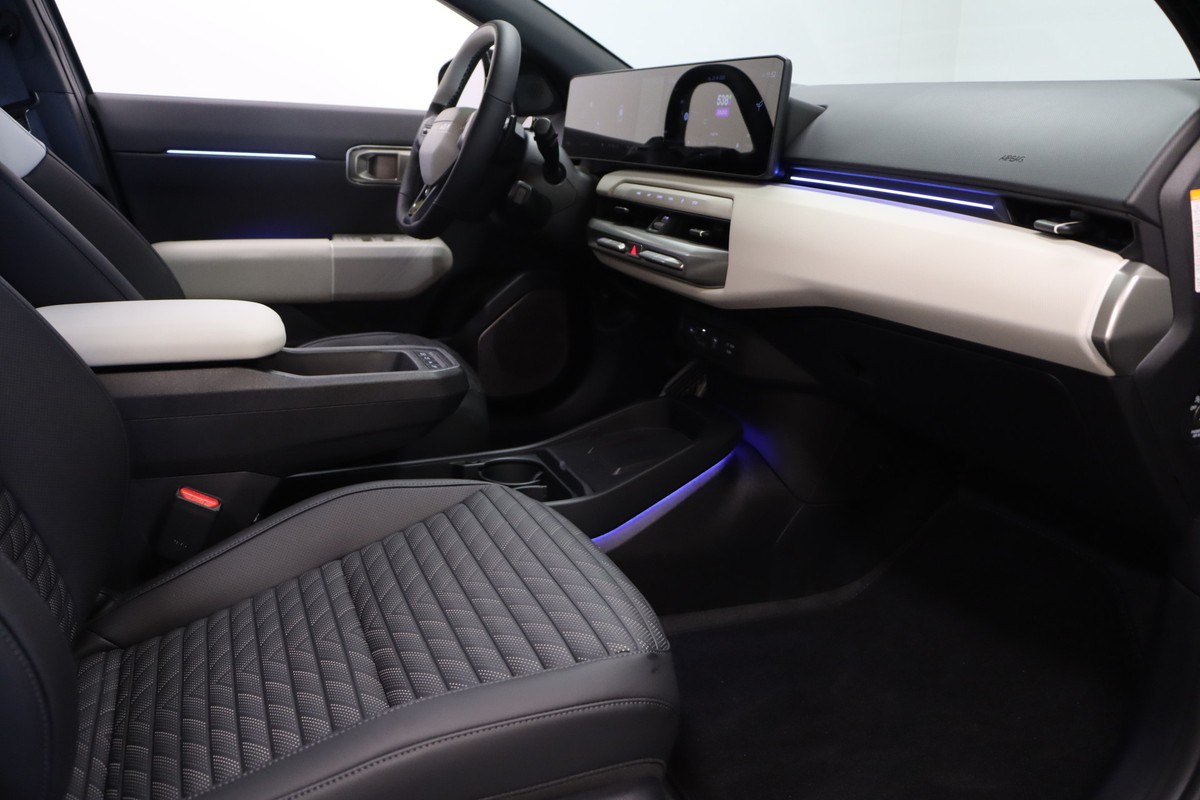 Kia EV4