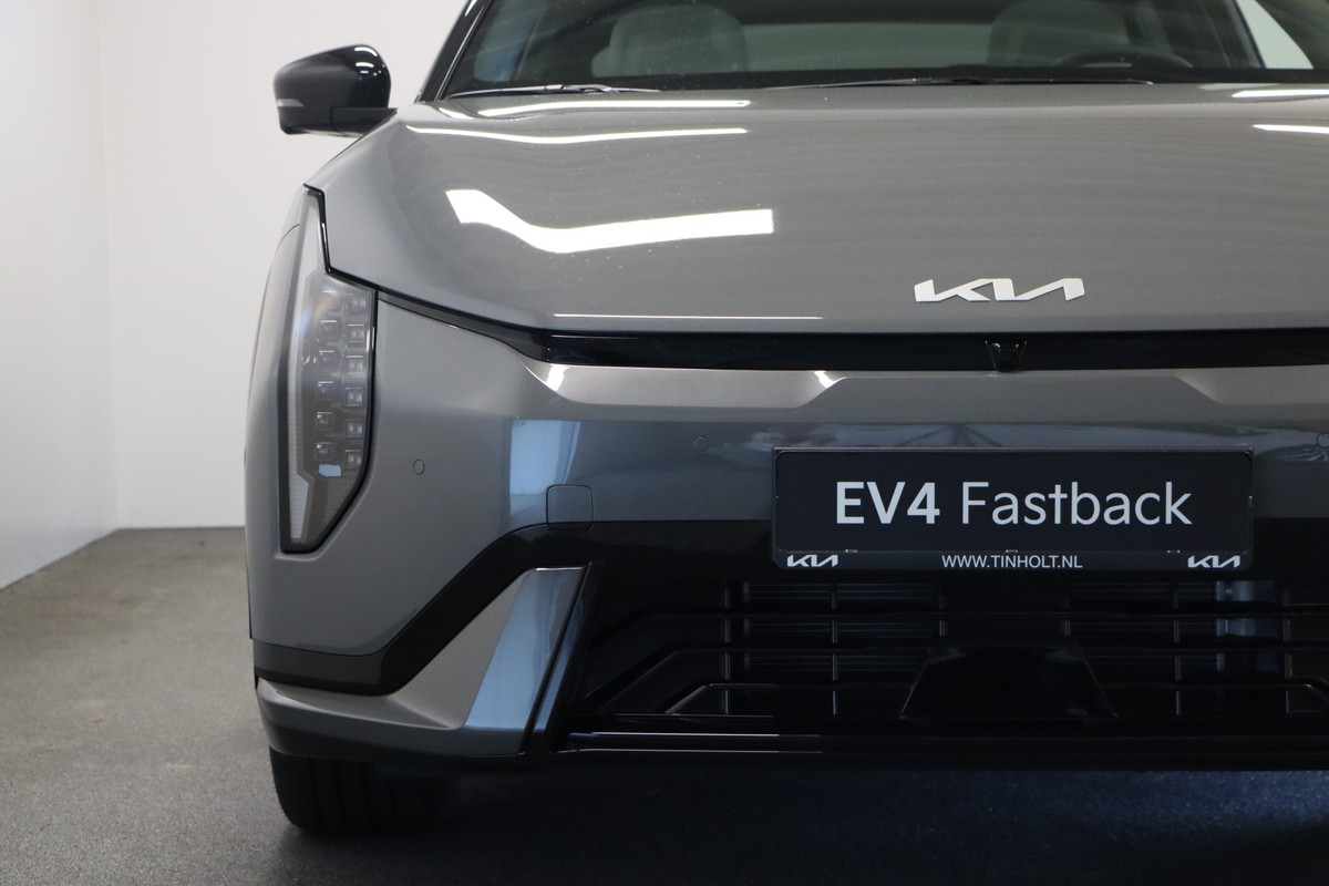 Kia EV4