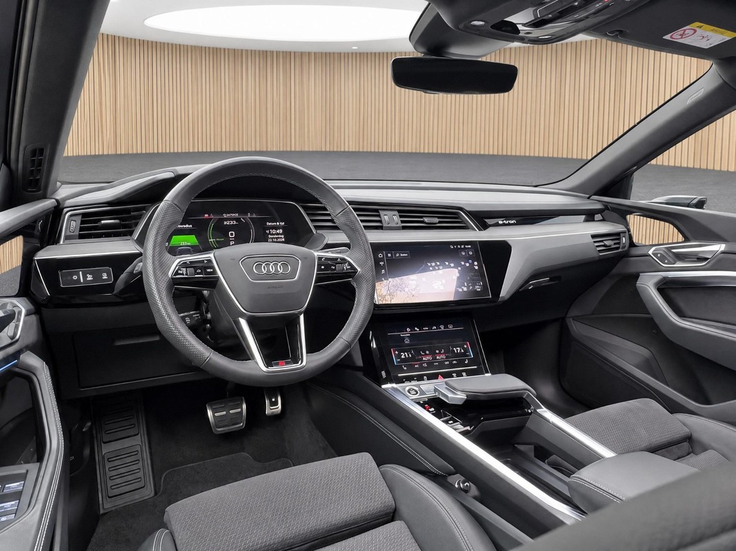 Audi Q8 e-tron