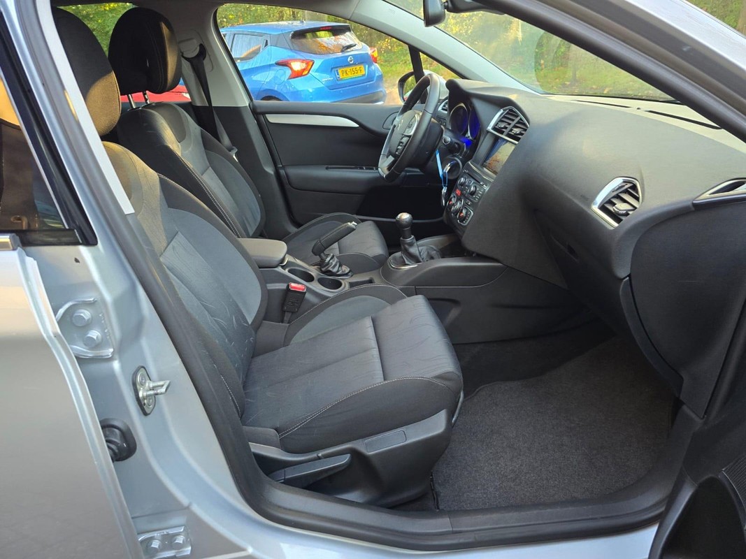 Citroën C4