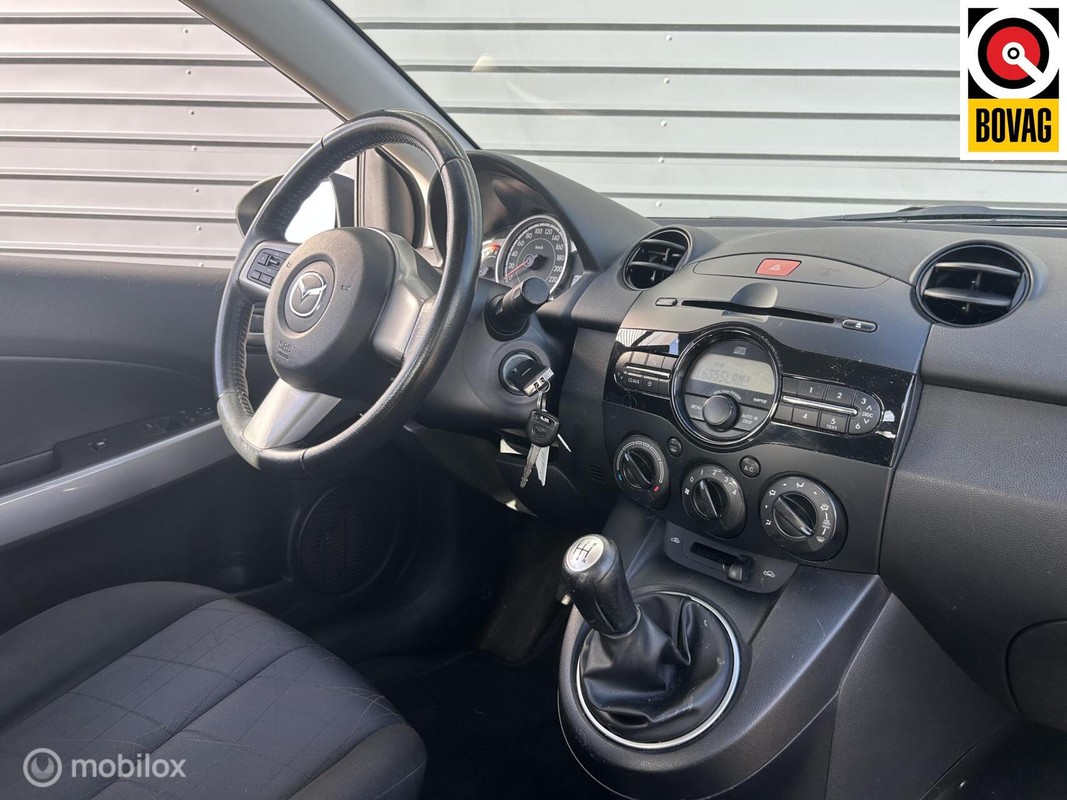 Mazda 2