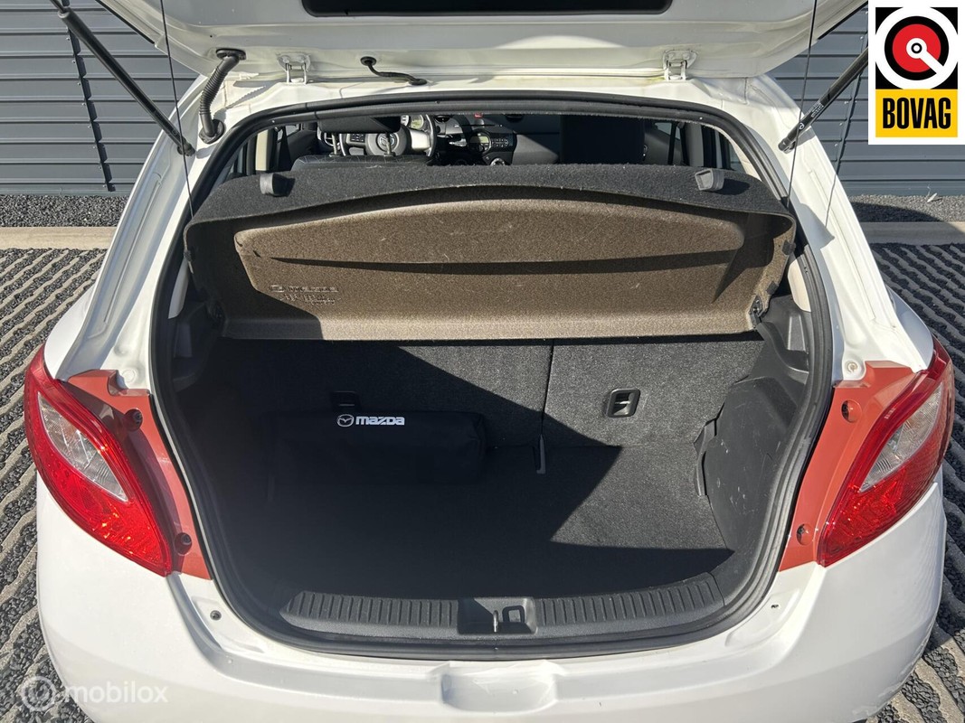 Mazda 2