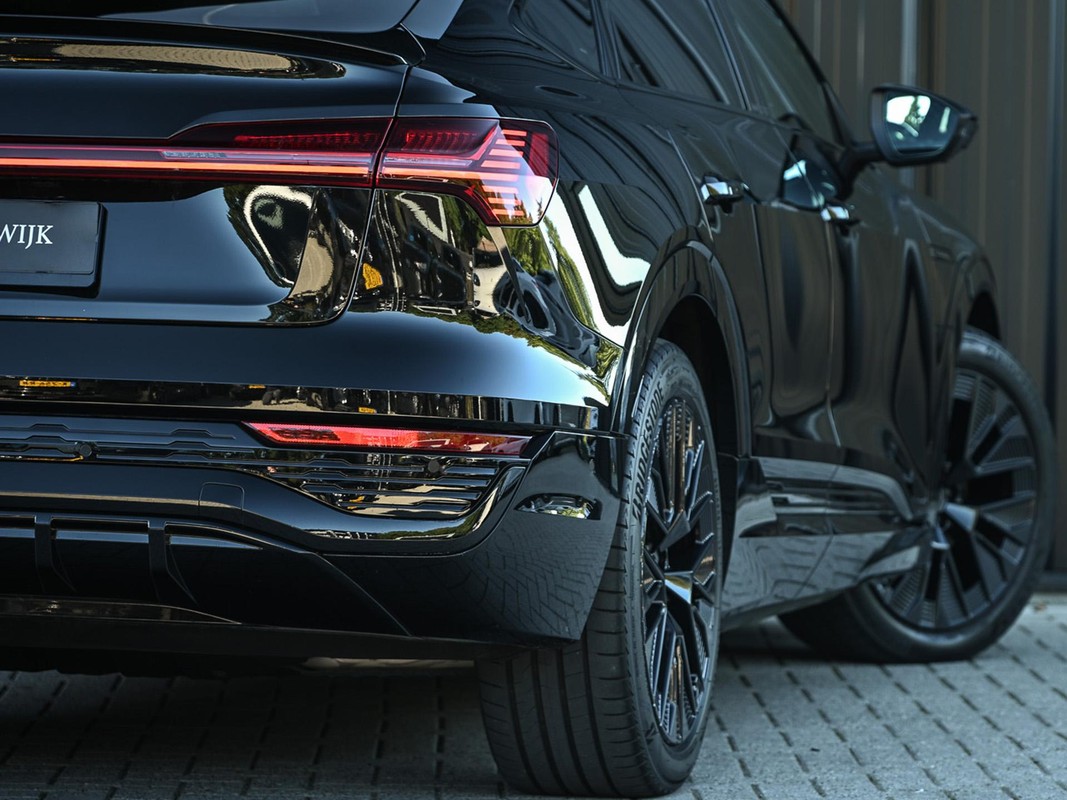 Audi Q8 Sportback e-tron