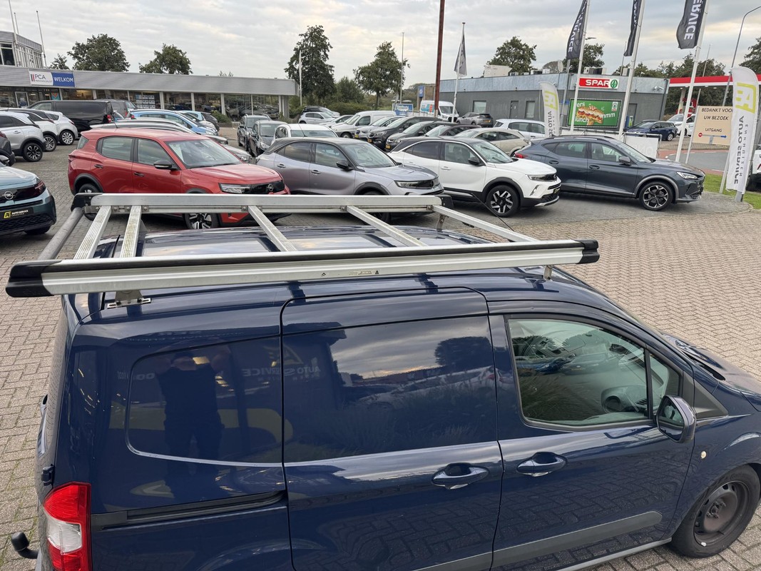 Ford Transit Courier