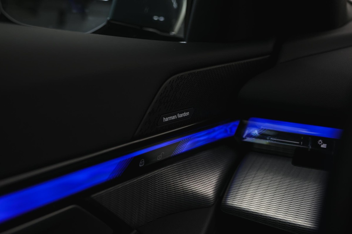 BMW i5