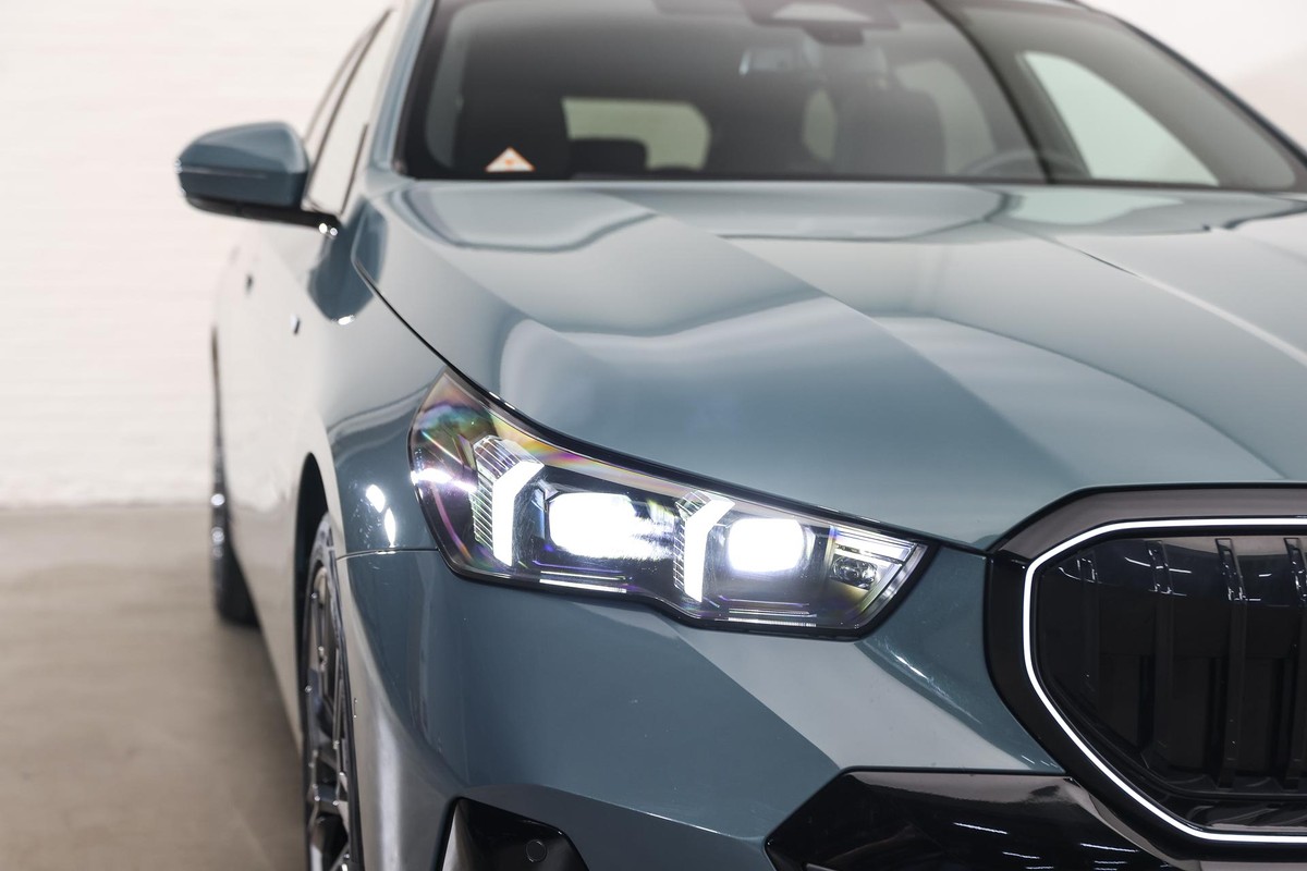 BMW i5