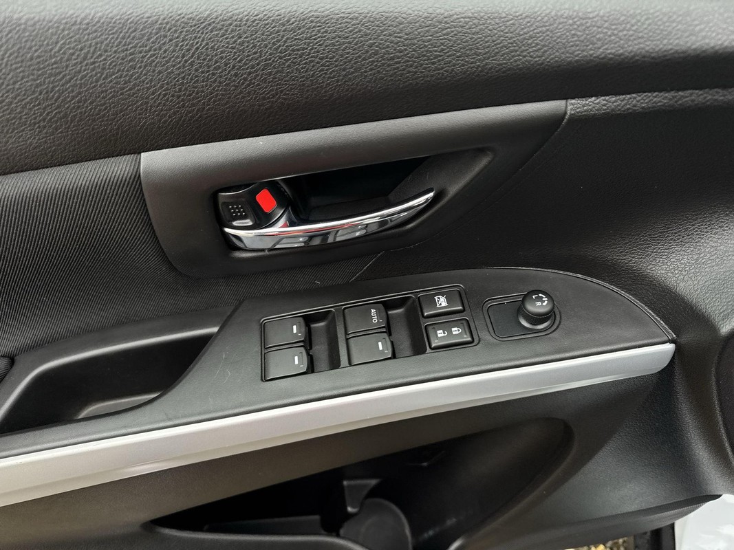 Suzuki S-Cross