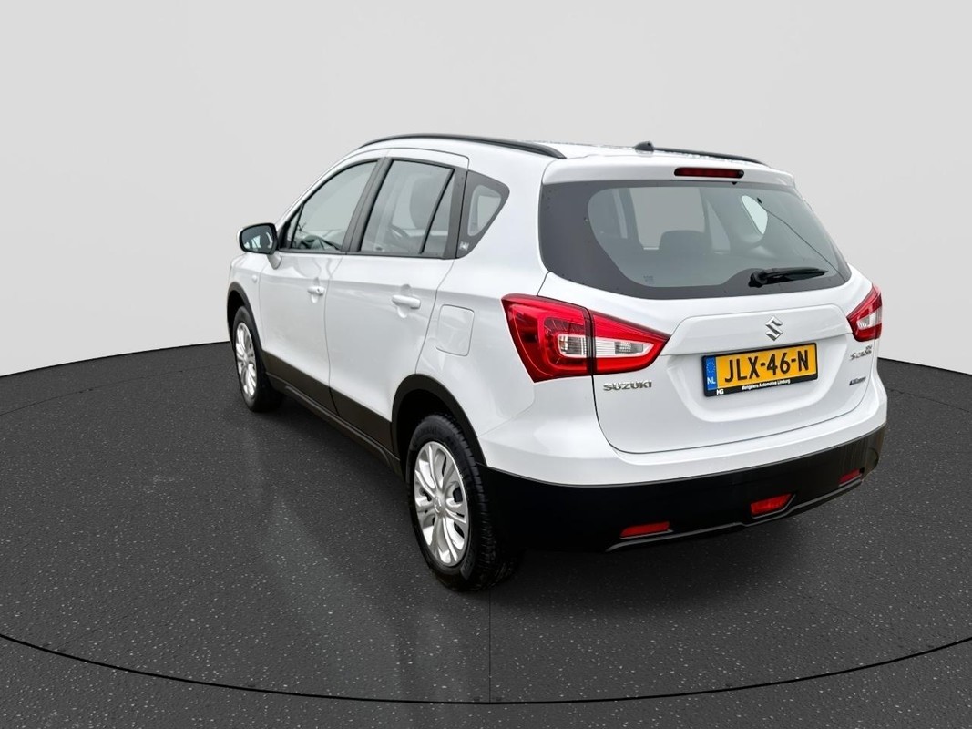 Suzuki S-Cross