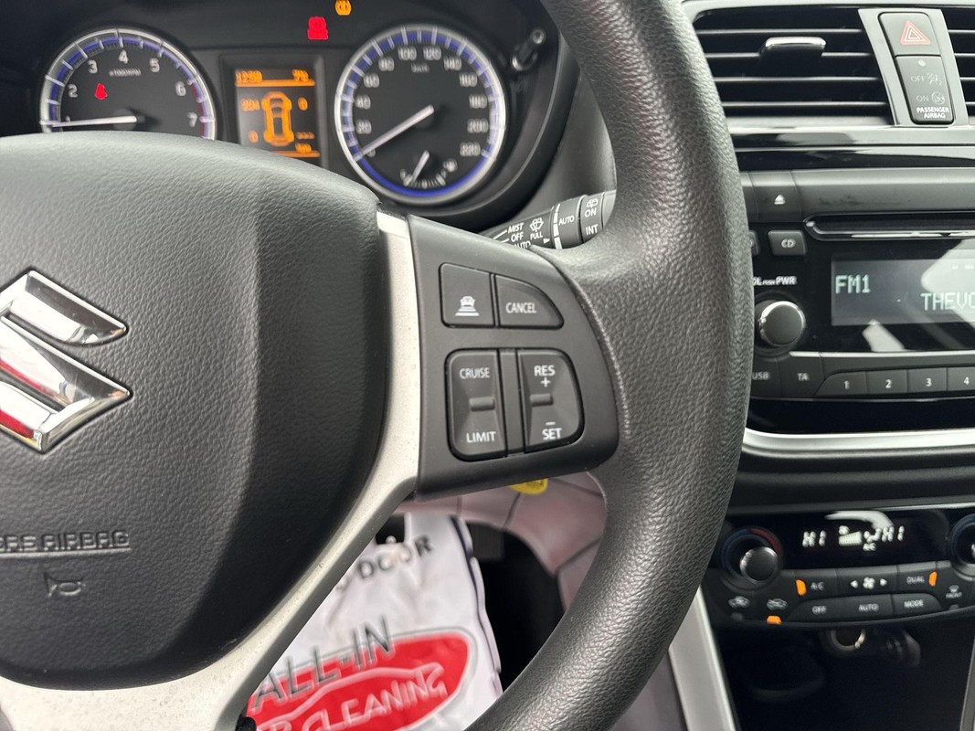 Suzuki S-Cross
