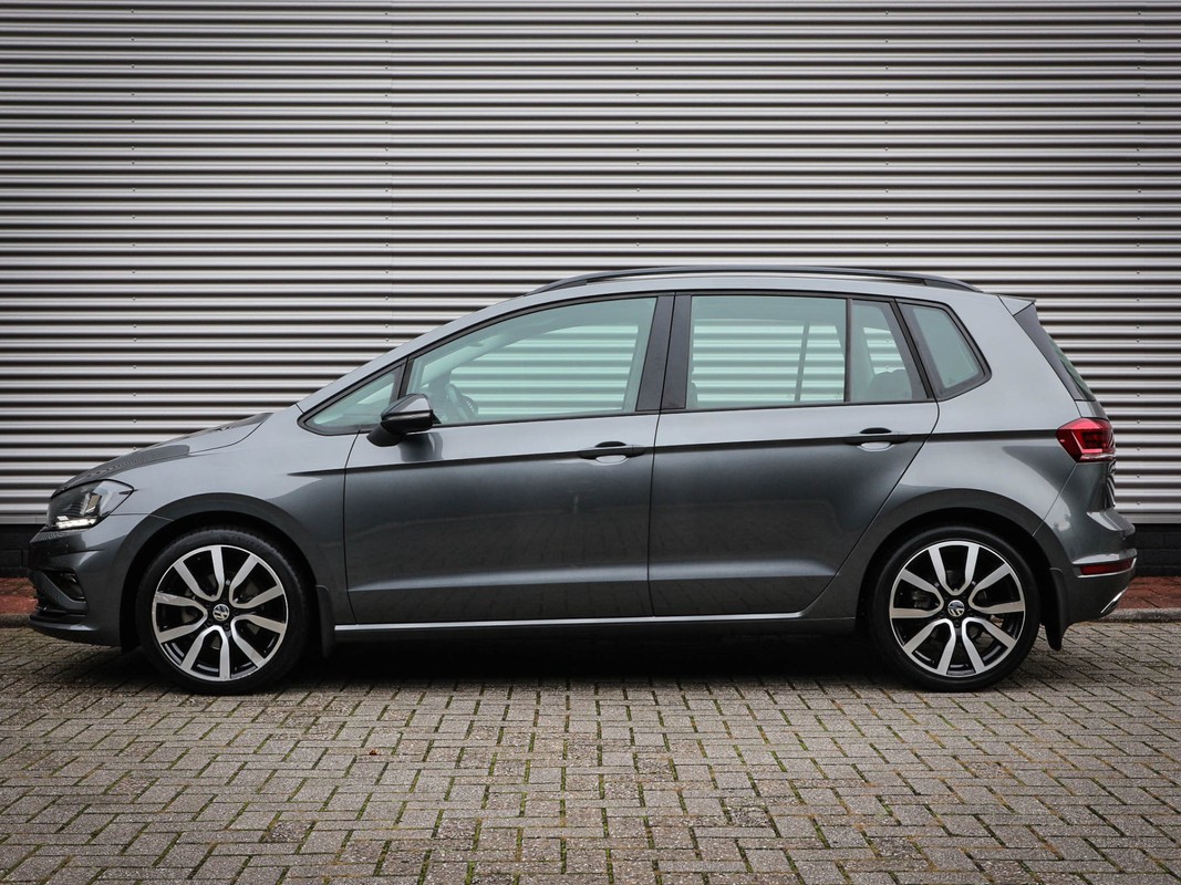 Volkswagen Golf Sportsvan