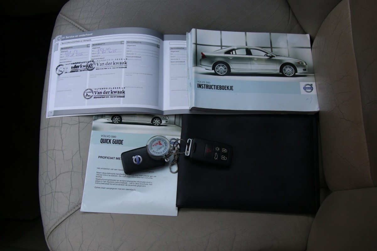 Volvo S80