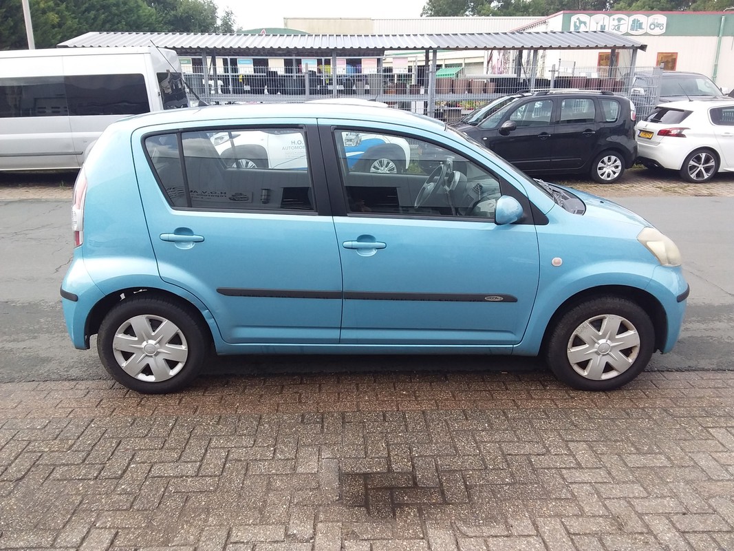 Daihatsu Sirion