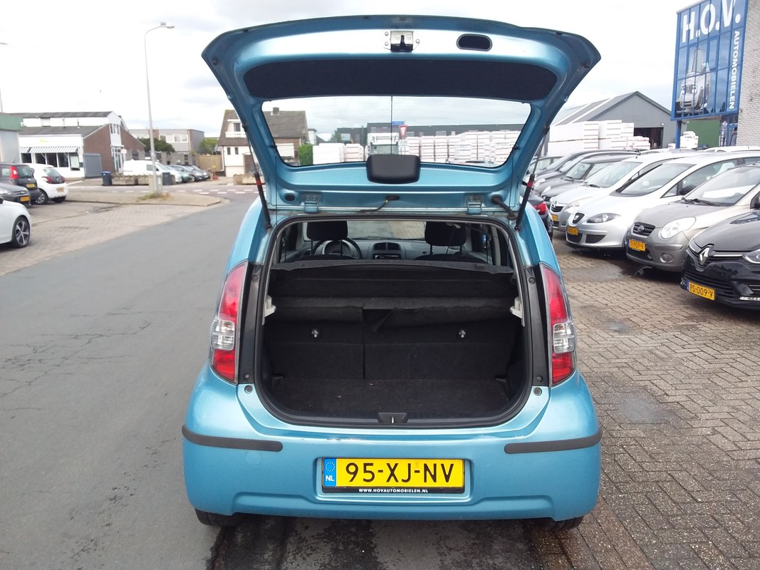 Daihatsu Sirion
