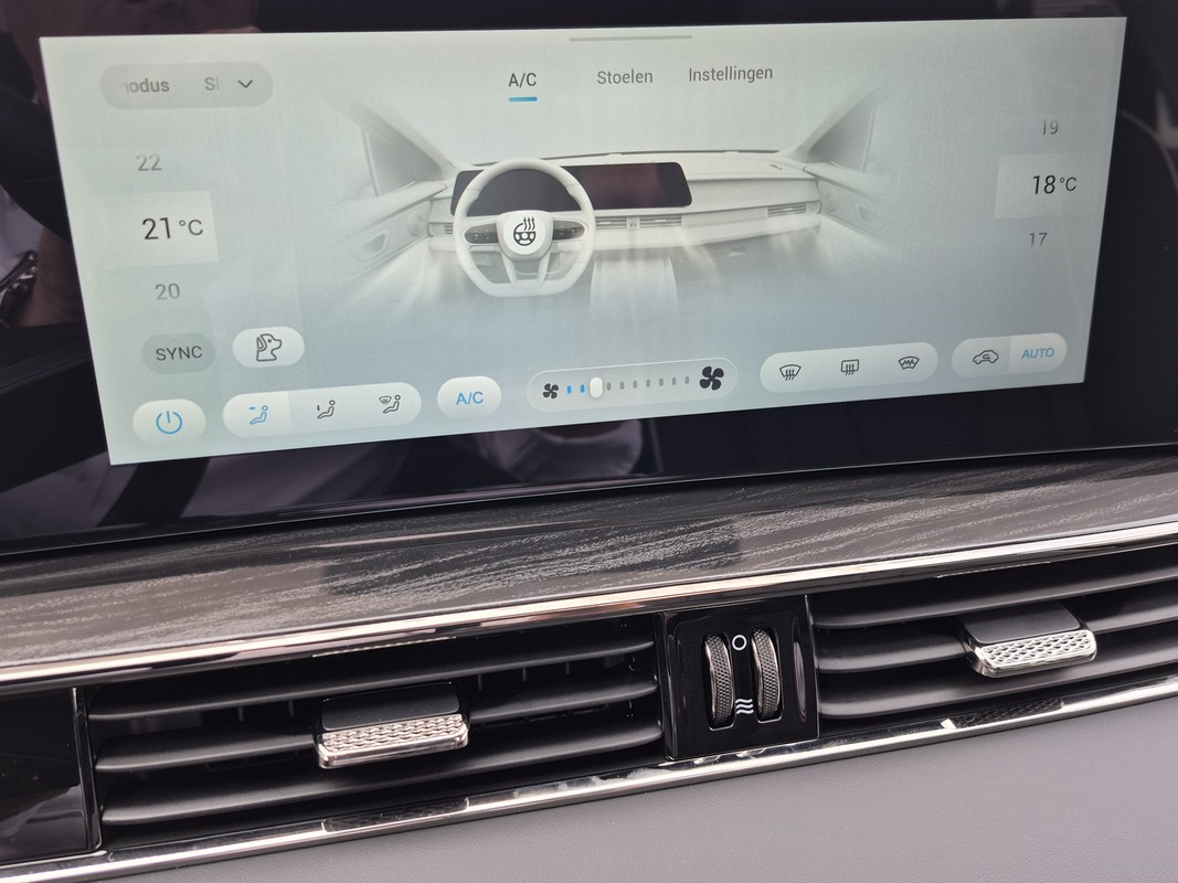 Omoda 5 EV