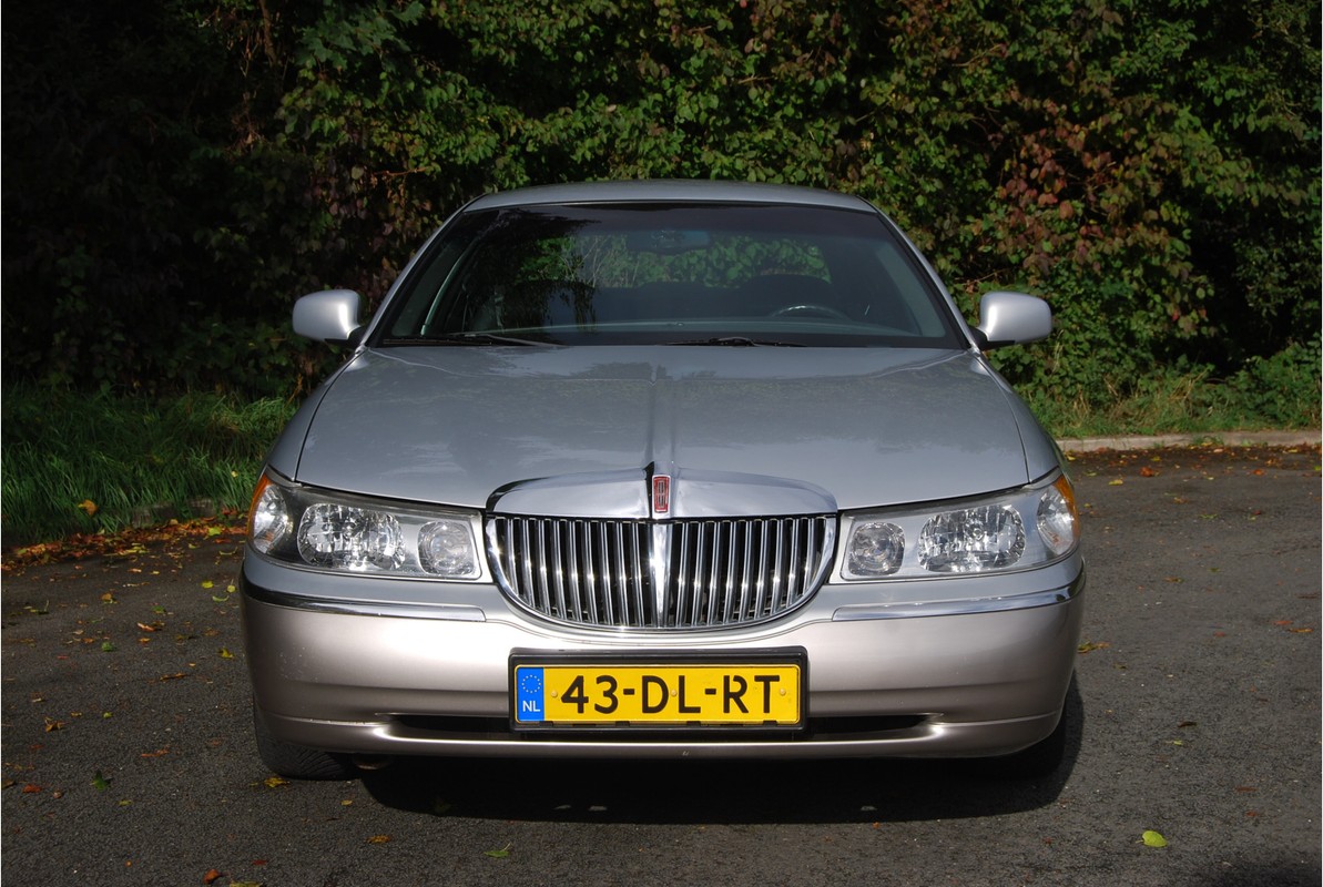 Lincoln Town Car
