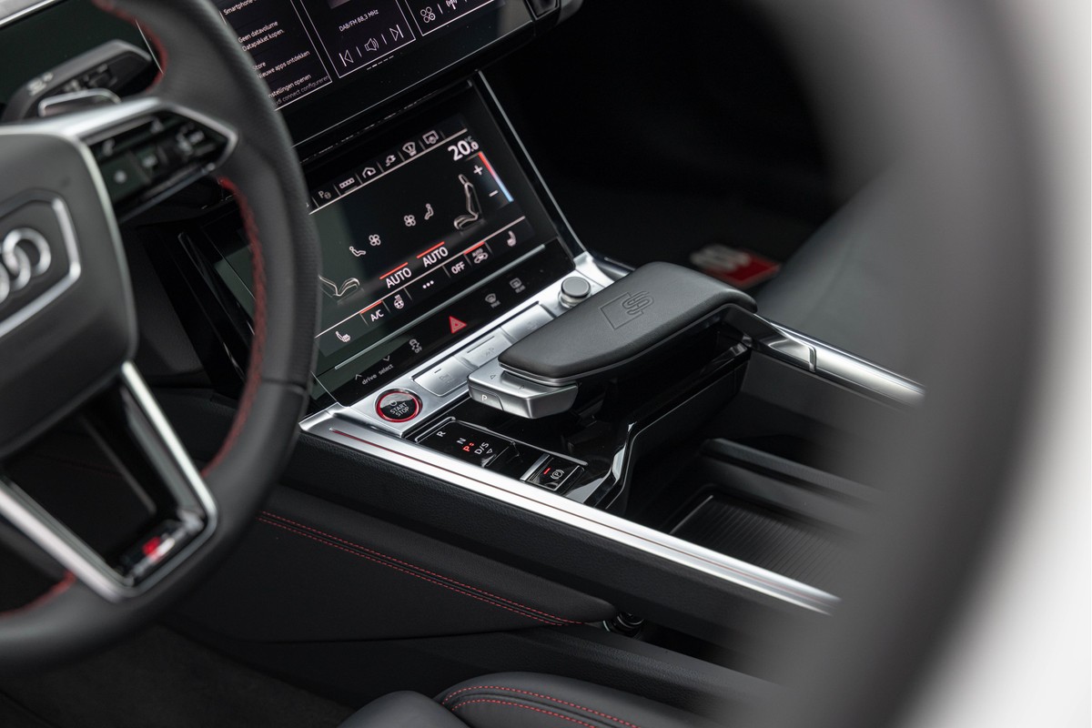 Audi Q8 Sportback e-tron
