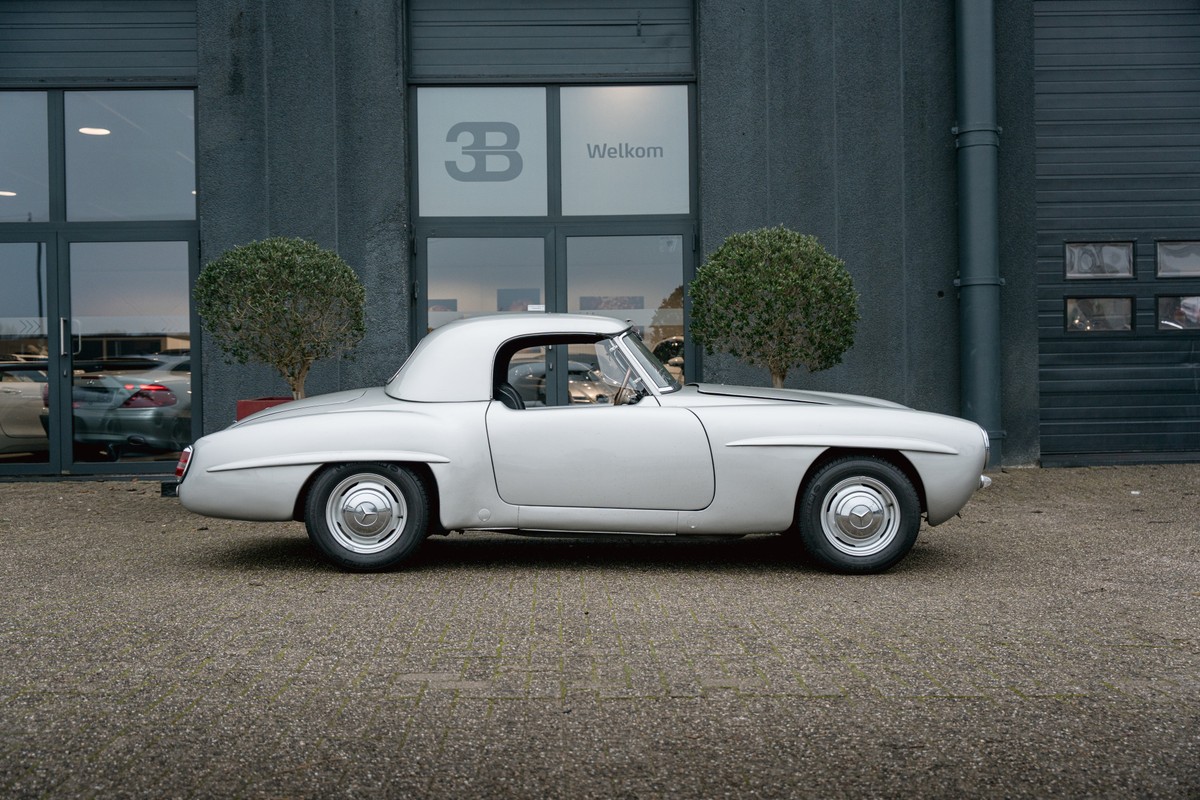 Mercedes-Benz 190