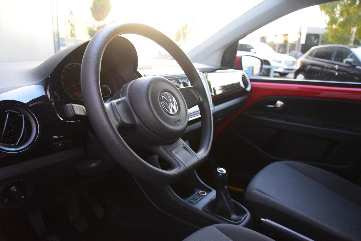 Volkswagen up!