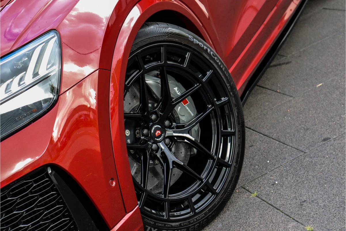 Audi RSQ8