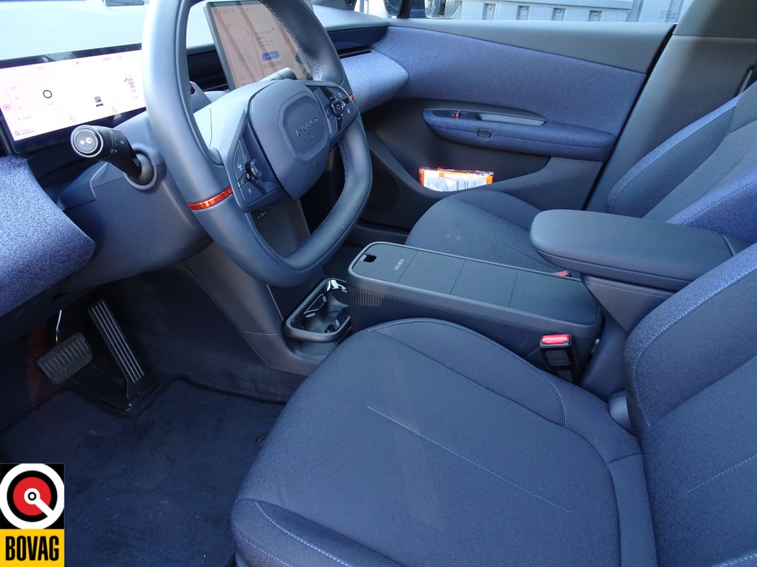 Lynk & Co 02