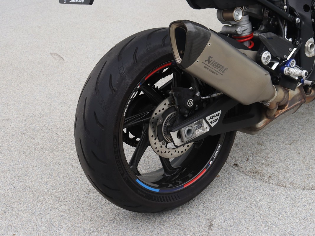 BMW S 1000 RR