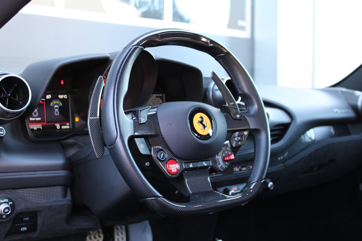 Ferrari F8 Tributo