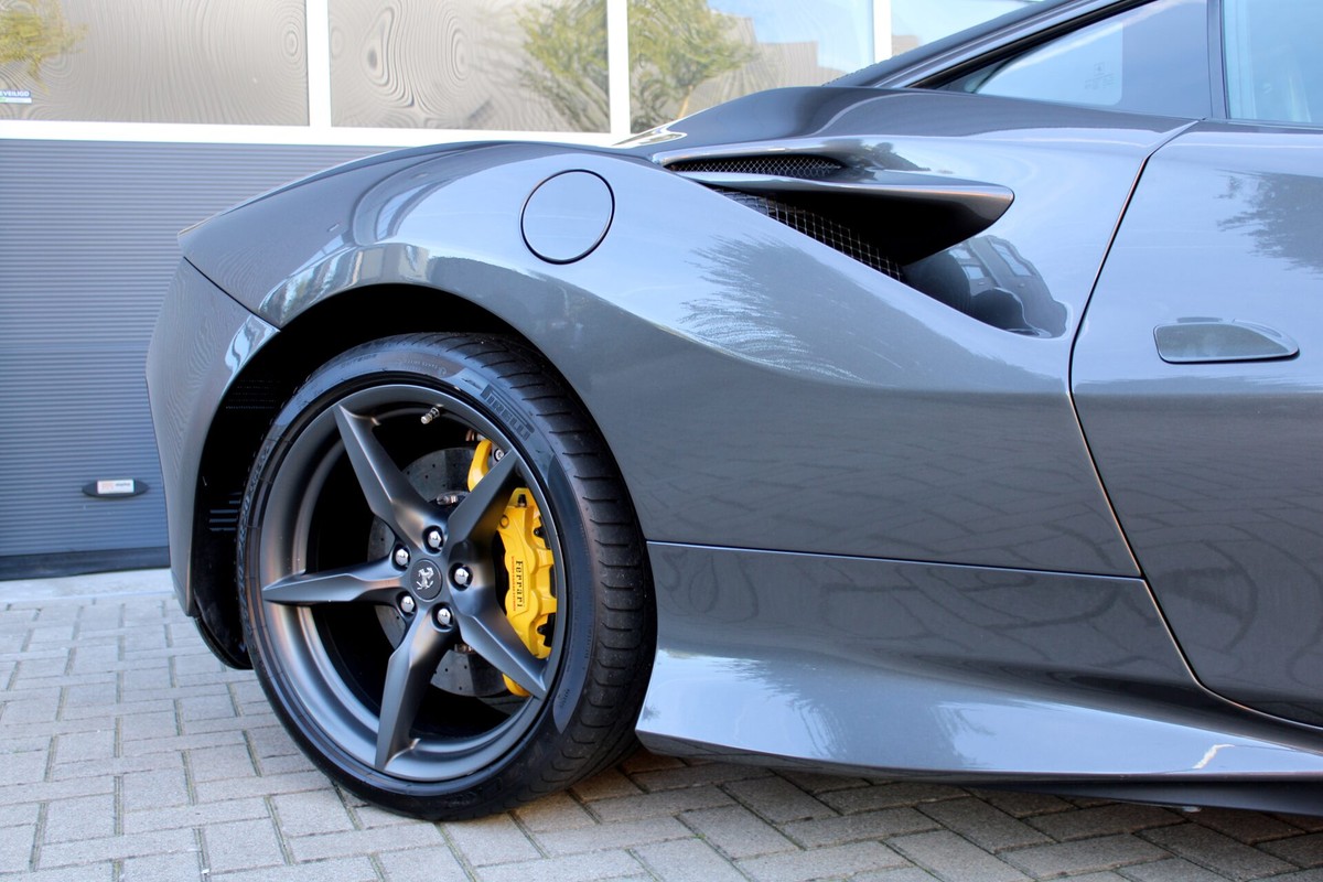 Ferrari F8 Tributo