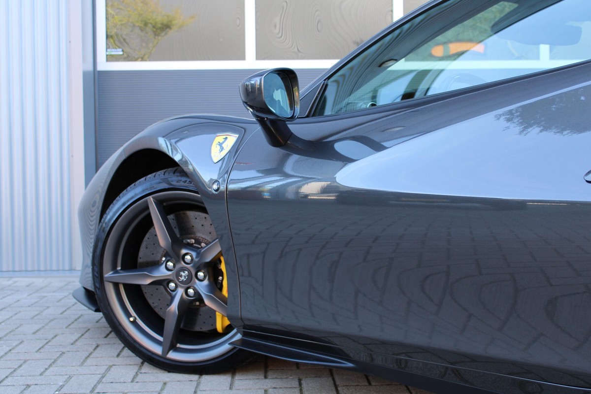 Ferrari F8 Tributo