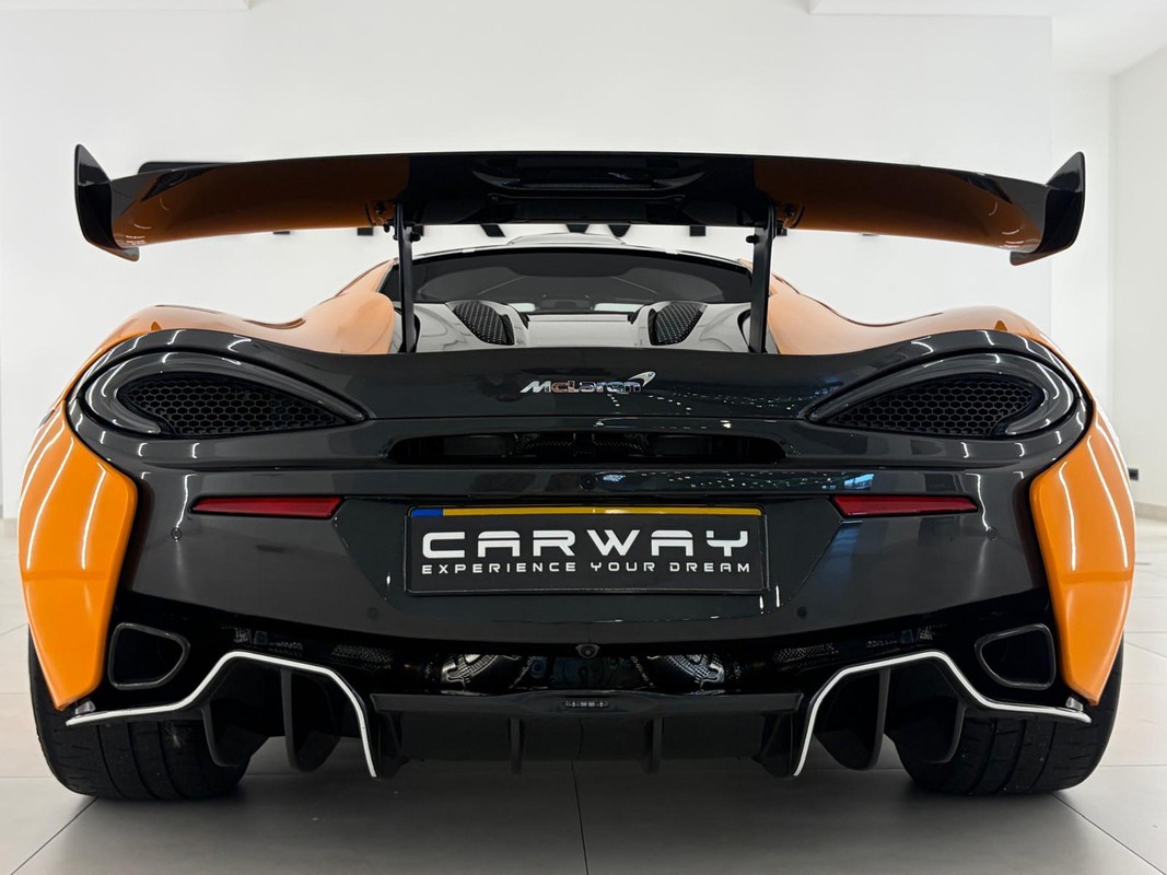 McLaren 620R