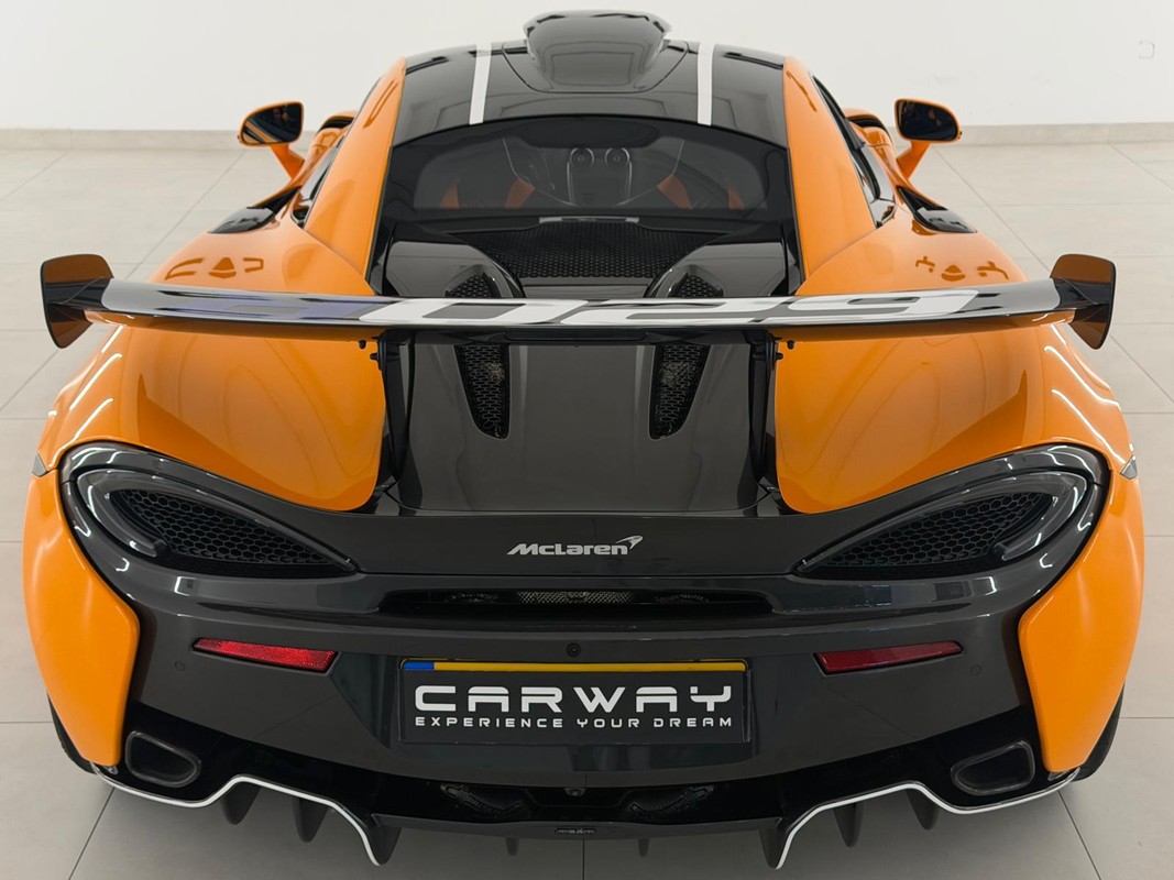 McLaren 620R
