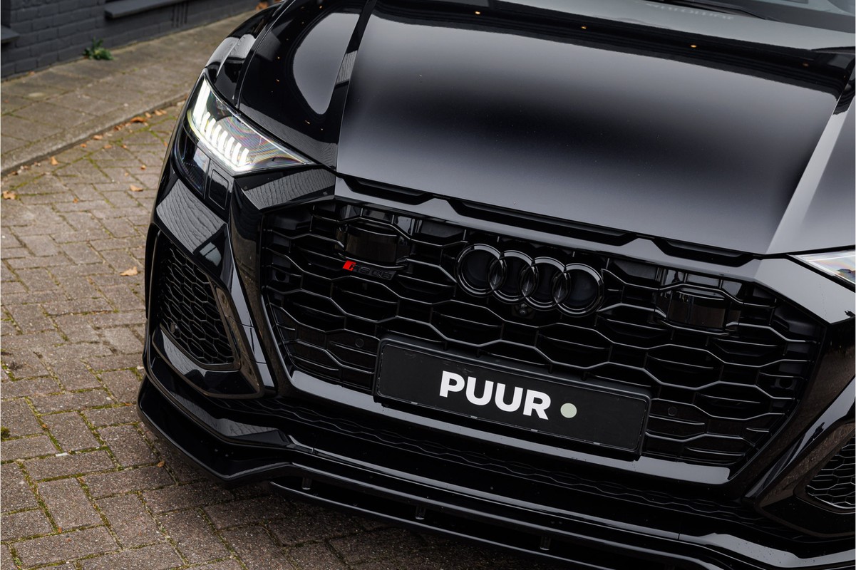 Audi RSQ8
