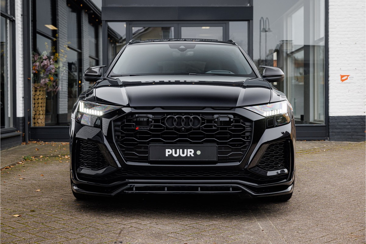 Audi RSQ8