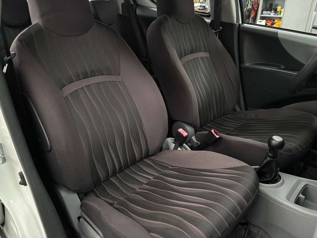Nissan Pixo