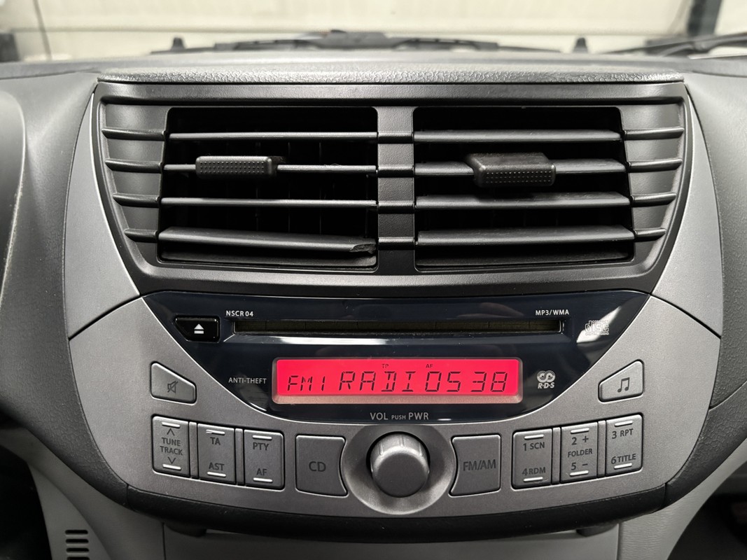 Nissan Pixo