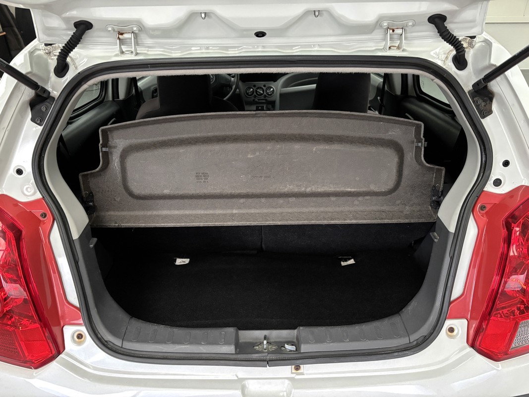 Nissan Pixo