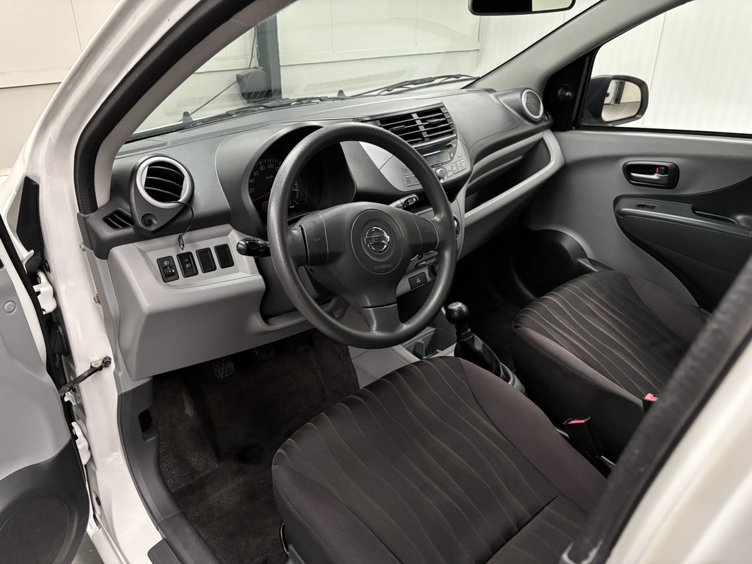 Nissan Pixo