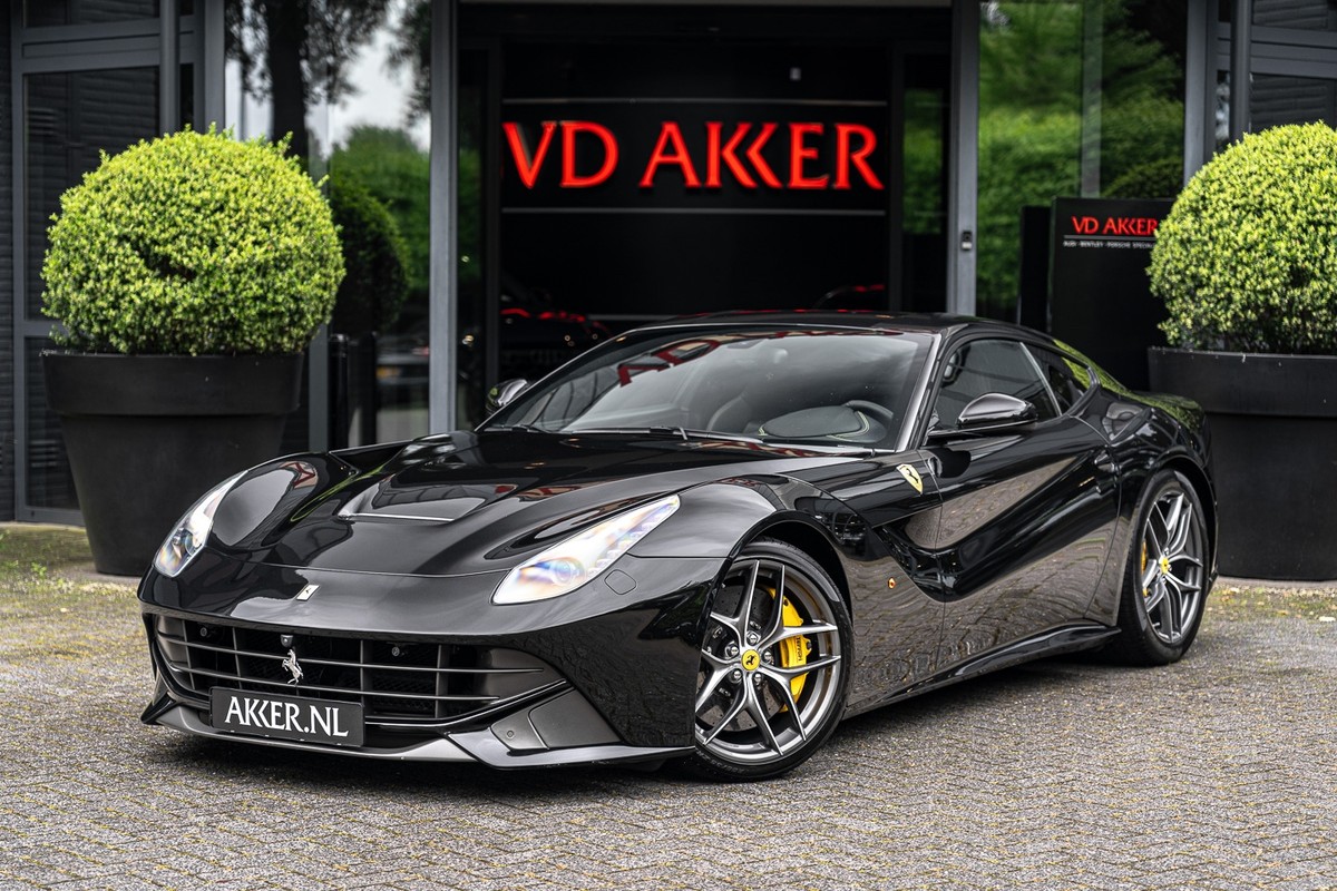 Ferrari F12