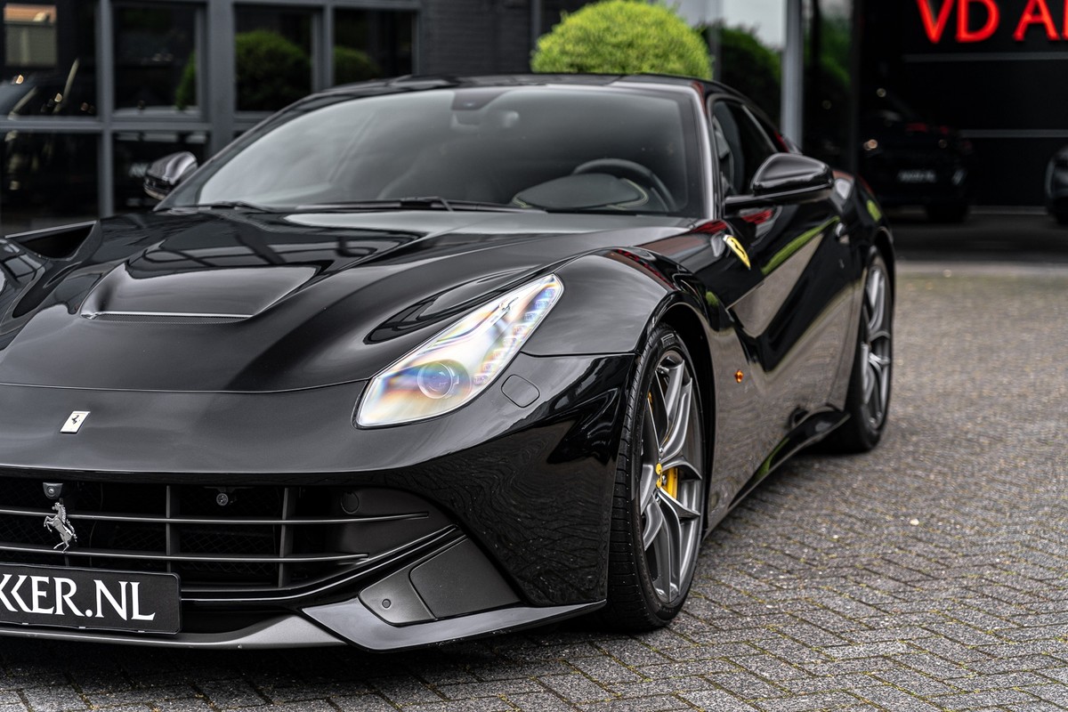 Ferrari F12