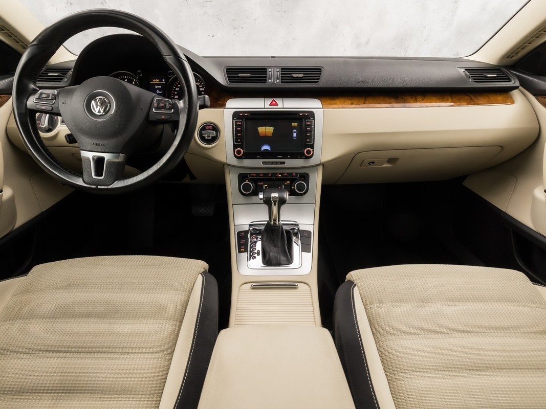 Volkswagen Passat CC