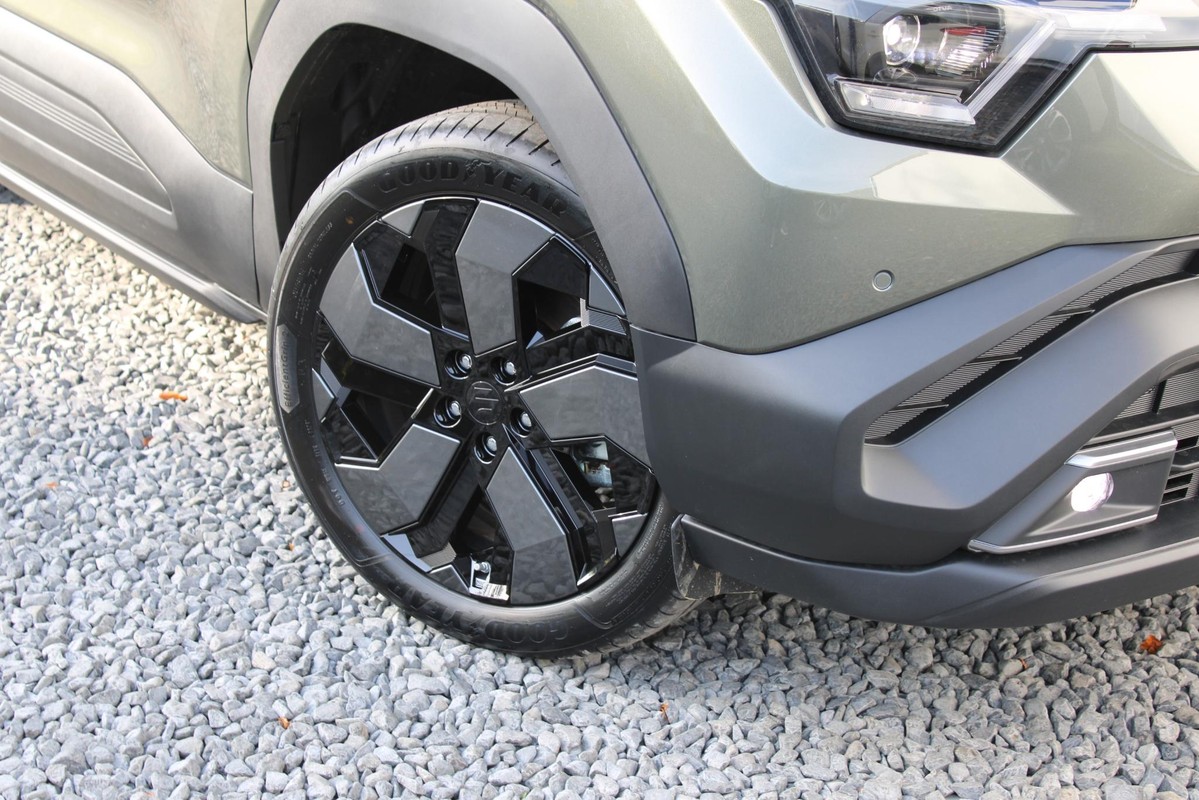 Suzuki e Vitara