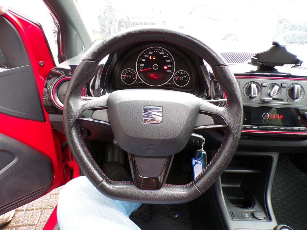 SEAT Mii