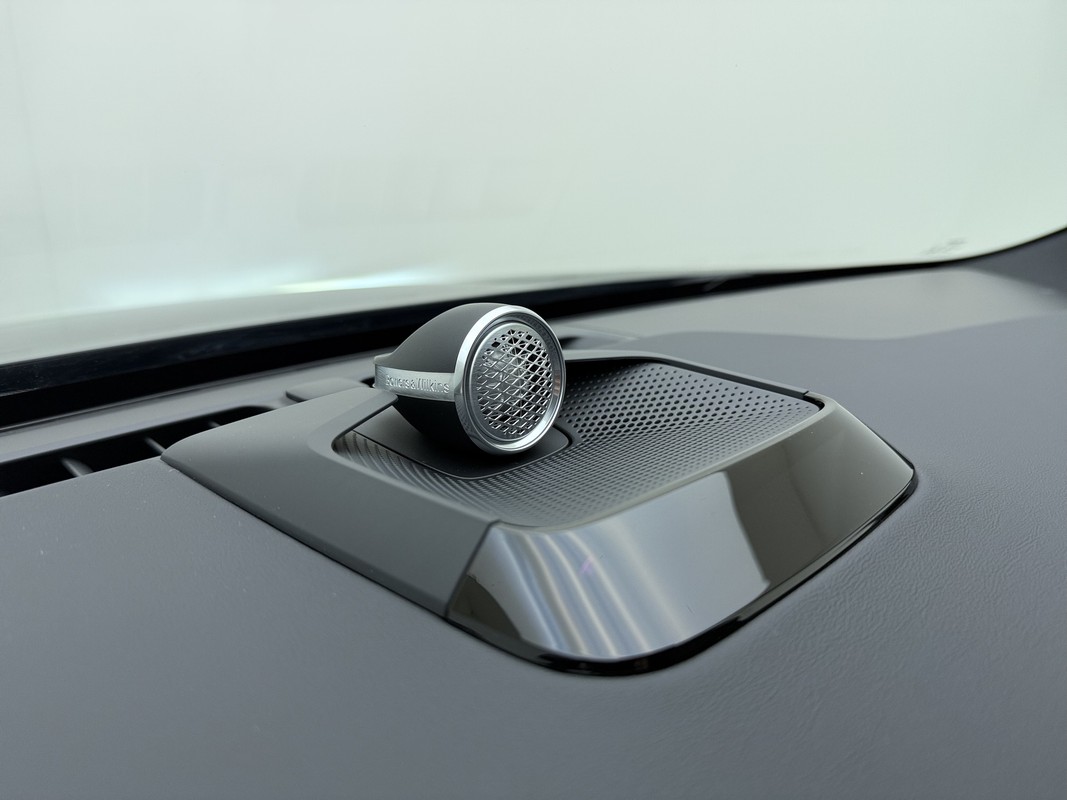 Volvo ES90