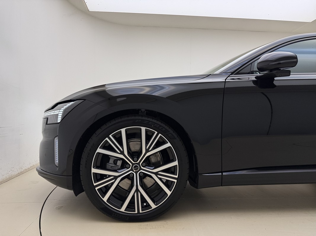 Volvo ES90