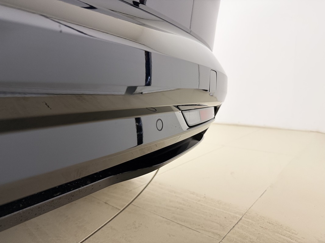 Volvo ES90