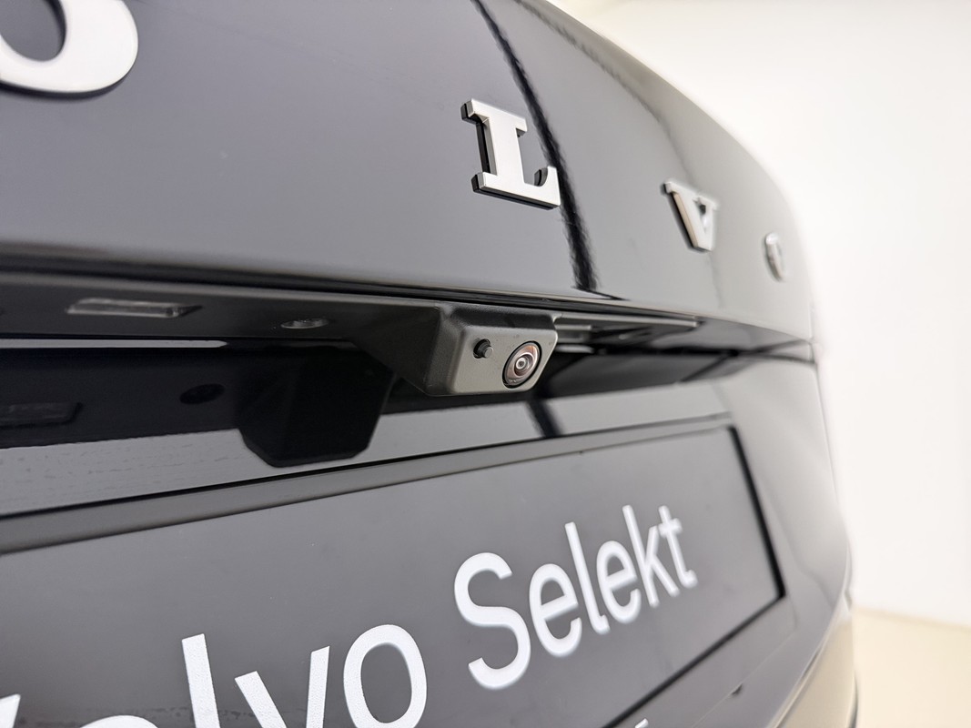 Volvo ES90