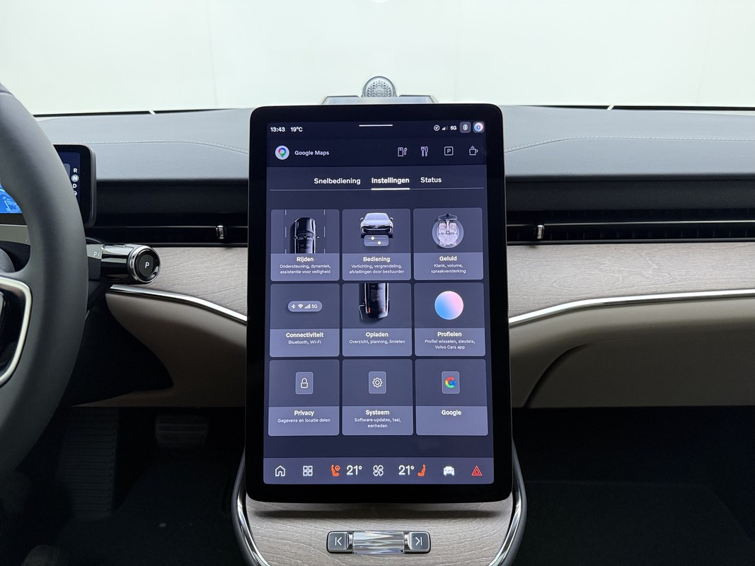 Volvo ES90