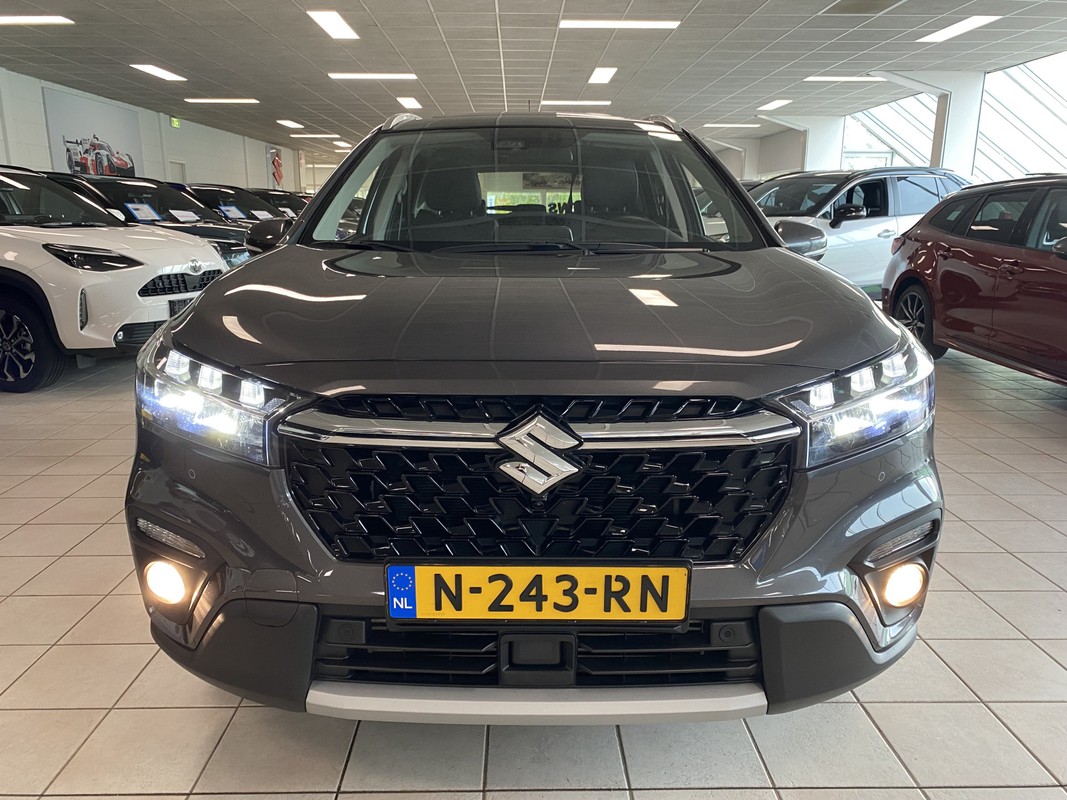 Suzuki S-Cross