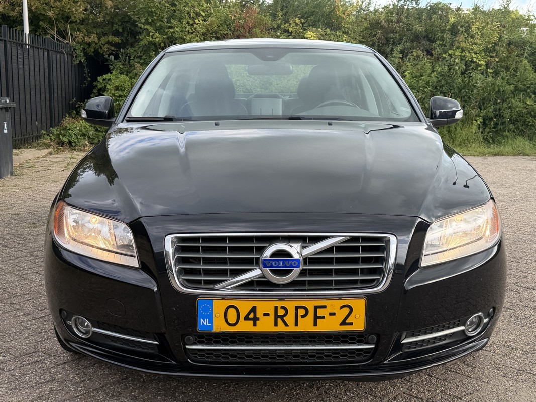 Volvo S80