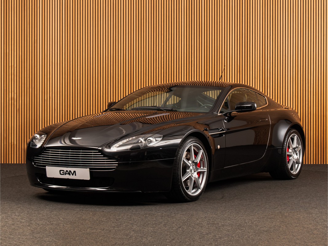 Aston Martin V8 Vantage